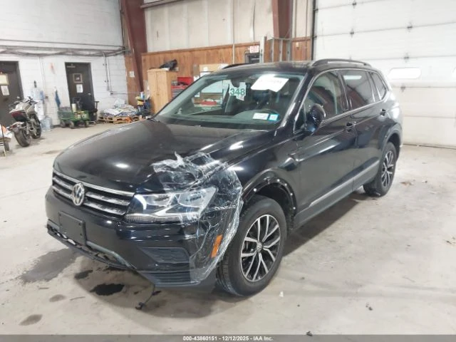 VW Tiguan R-Line* Virtual assistant* Камера* Парктроник* Sta, снимка 3 - Автомобили и джипове - 53030792