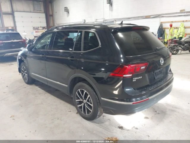 VW Tiguan R-Line* Virtual assistant* Камера* Парктроник* Sta, снимка 5 - Автомобили и джипове - 53030792