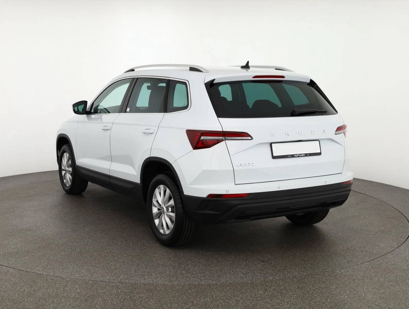 Skoda Karoq 1.5 DSG LED SmartLink - изображение 6