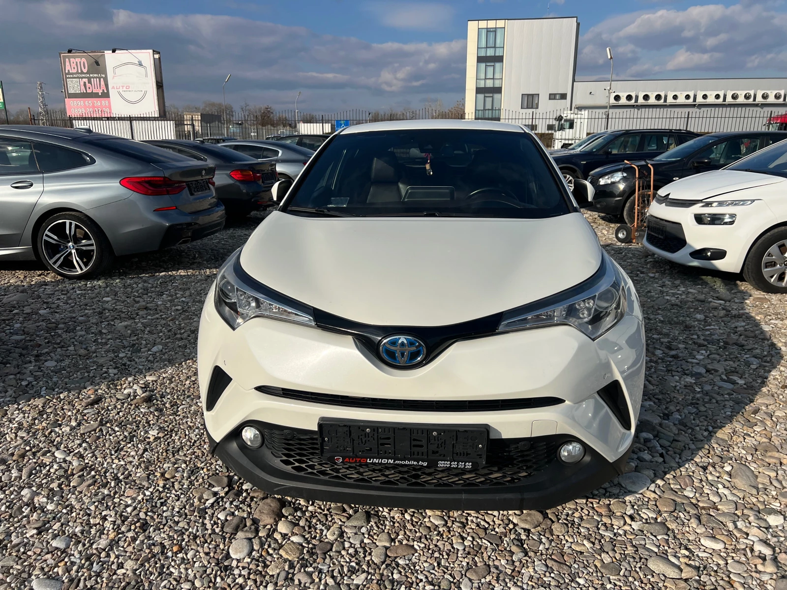 Toyota C-HR 1.8 HYBRID - изображение 2