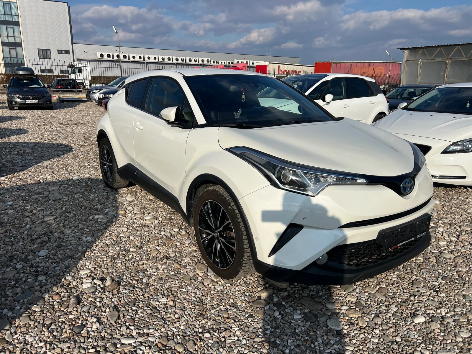 Toyota C-HR 1.8 HYBRID - изображение 3