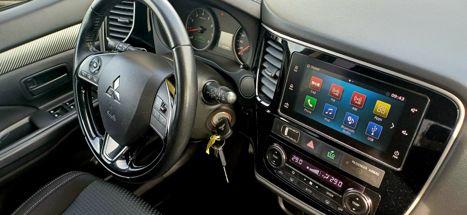 Mitsubishi Outlander 2.0  | Mobile.bg   12