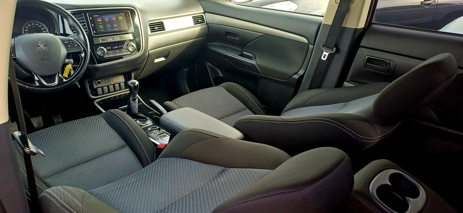 Mitsubishi Outlander 2.0  | Mobile.bg   13