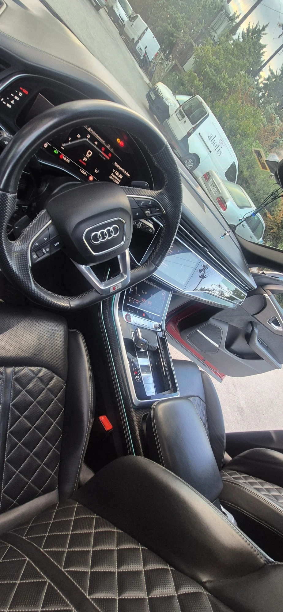 Audi SQ8  - изображение 8