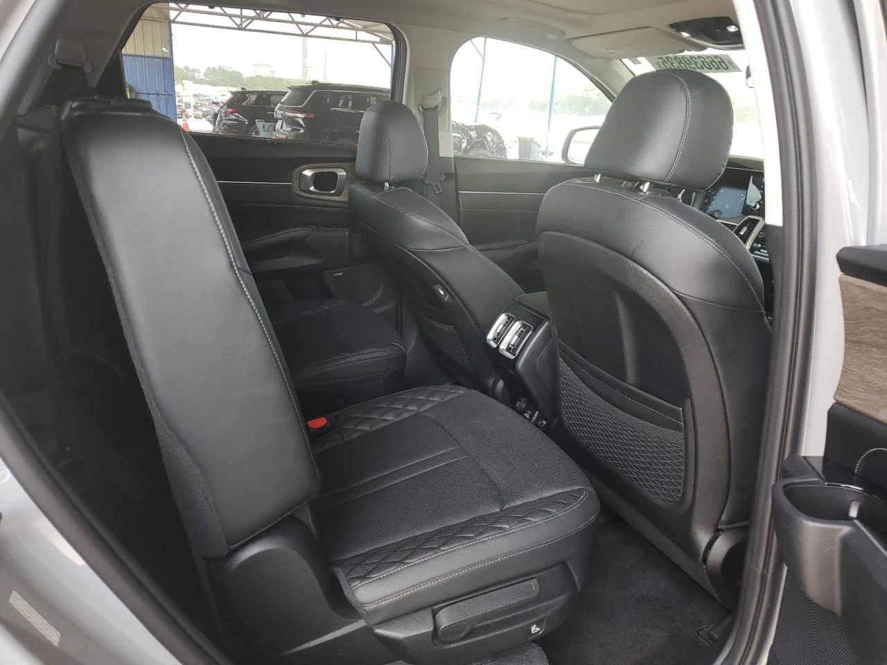 Kia Sorento SX DISTRONIC/DIGITAL/360-VIEW/BLIND SPOT/KEYLESS | Mobile.bg � ����������� 11