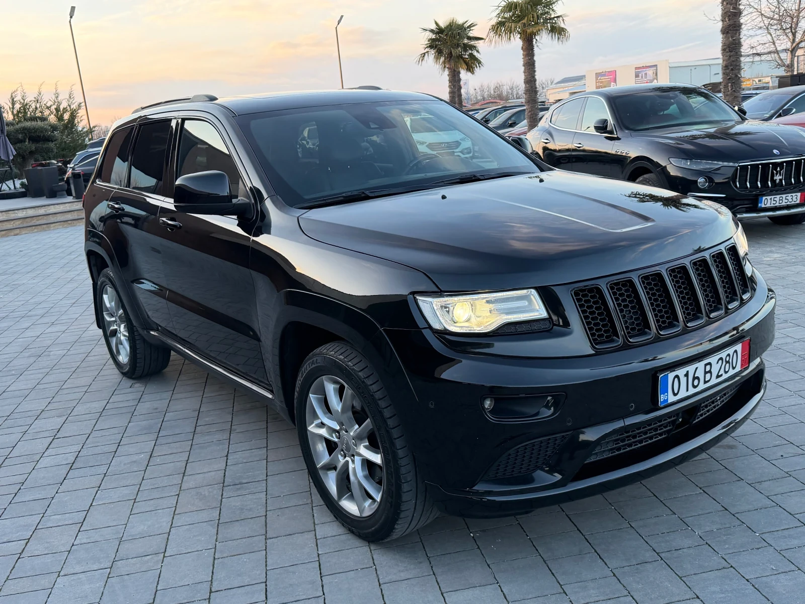 Jeep Grand cherokee 3, 0CRDI= 100000km= SUMMIT= TOP, снимка 2 - Автомобили и джипове - 53348289