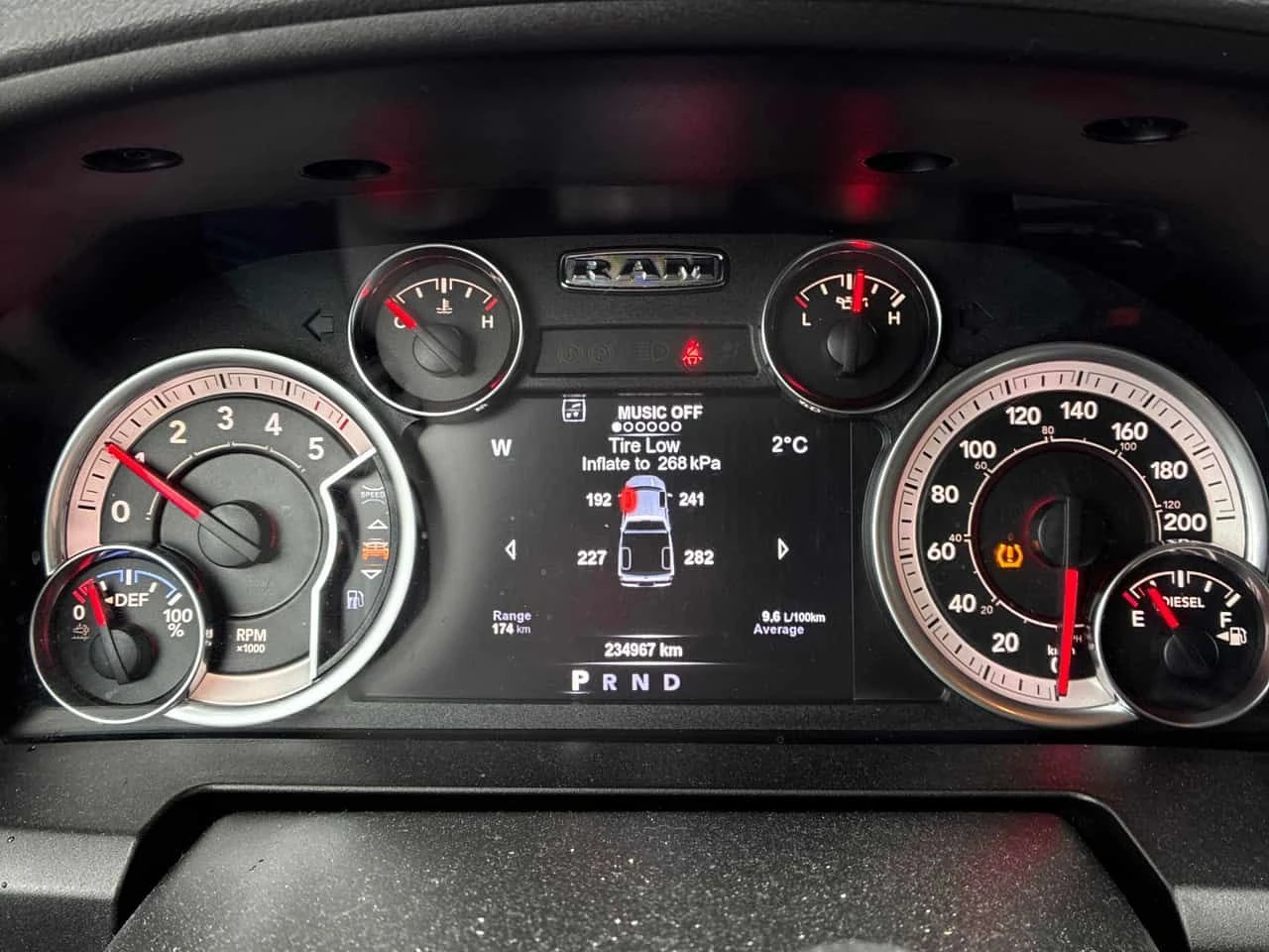 Dodge RAM 1500 * Big Horn * 2 КЛЮЧА* ПОДГРЕВ* KEYLESS* , снимка 8 - Автомобили и джипове - 53830634