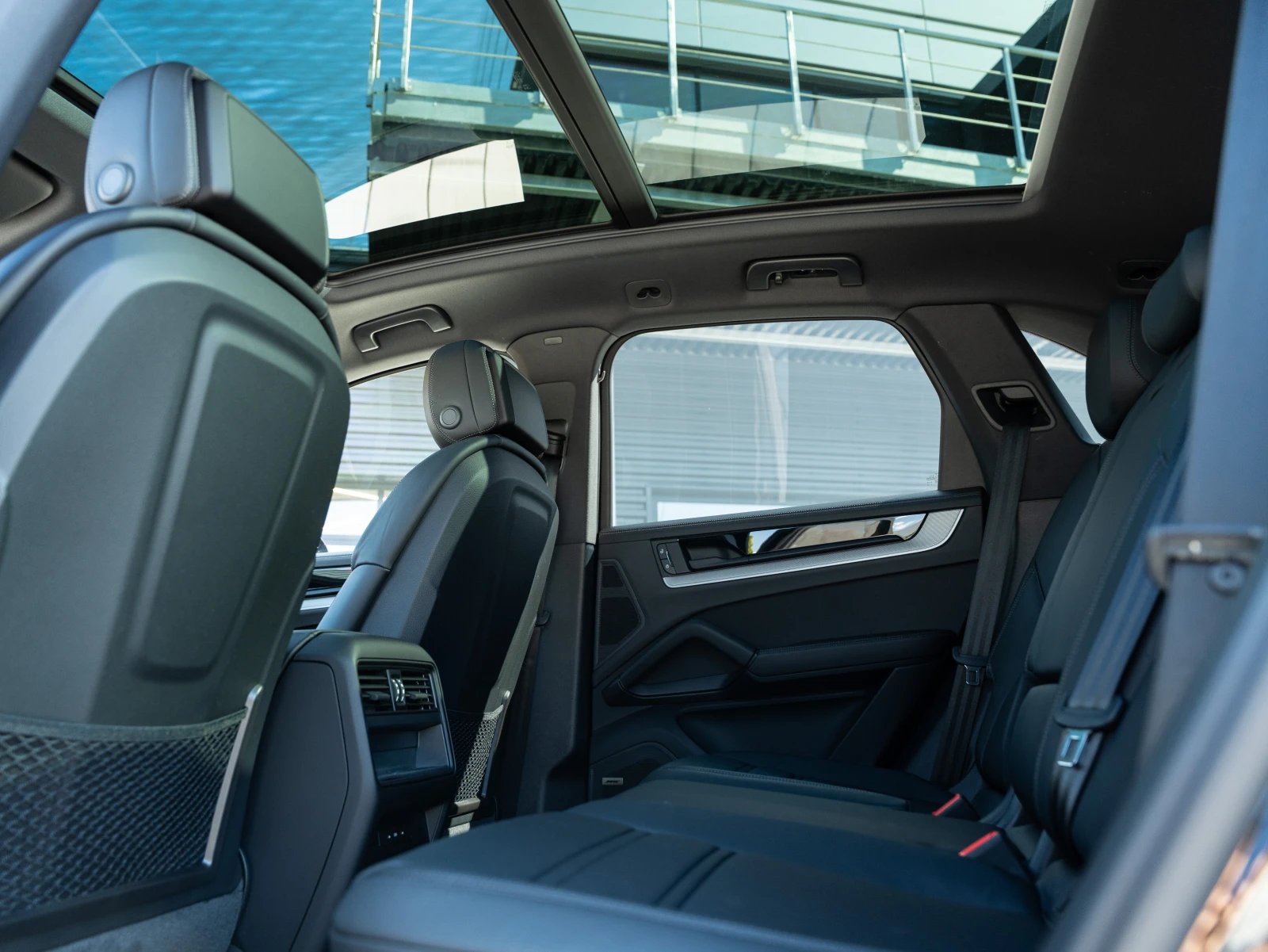 Porsche Cayenne E-Hybrid | Mobile.bg � ����������� 14