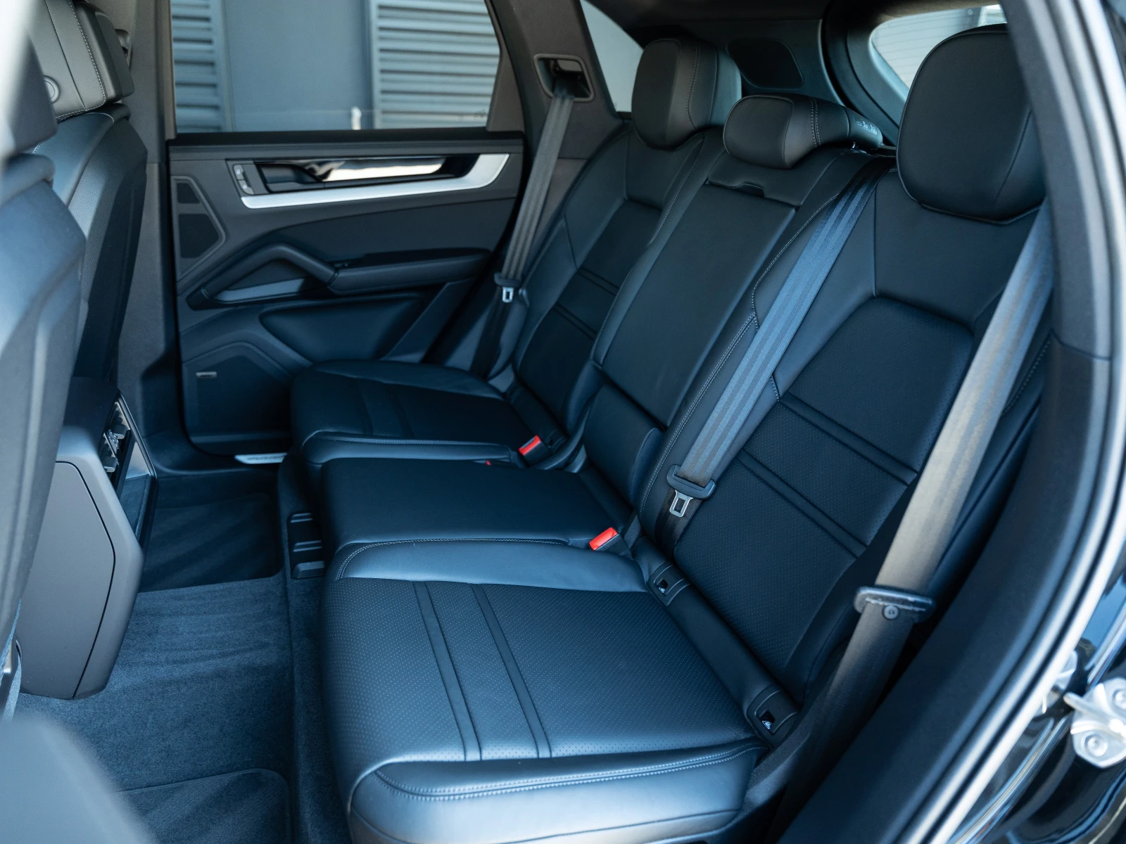 Porsche Cayenne E-Hybrid | Mobile.bg � ����������� 13