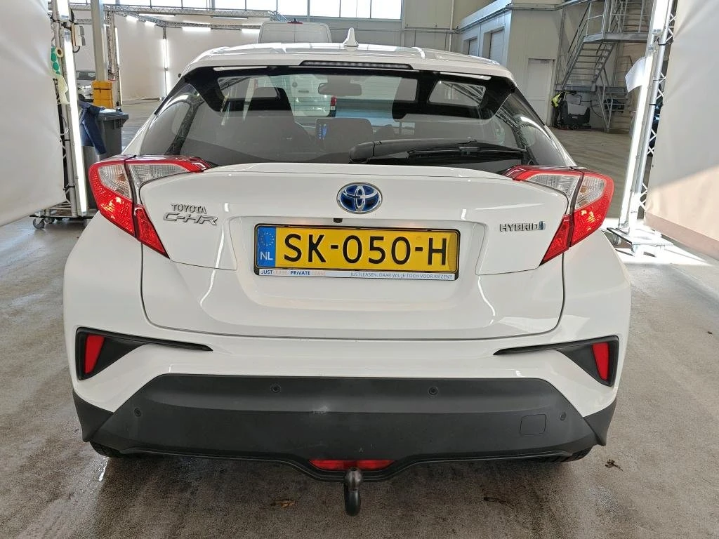 Toyota C-HR 1.8 Active, снимка 3 - Автомобили и джипове - 53985701