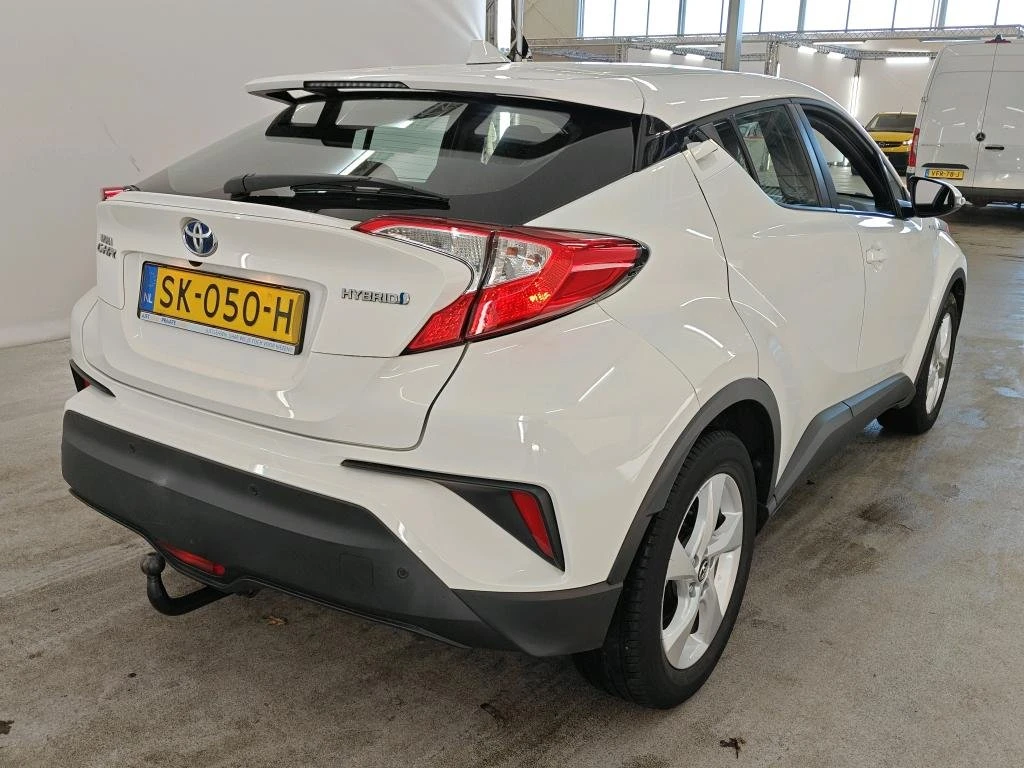 Toyota C-HR 1.8 Active, снимка 2 - Автомобили и джипове - 53985701