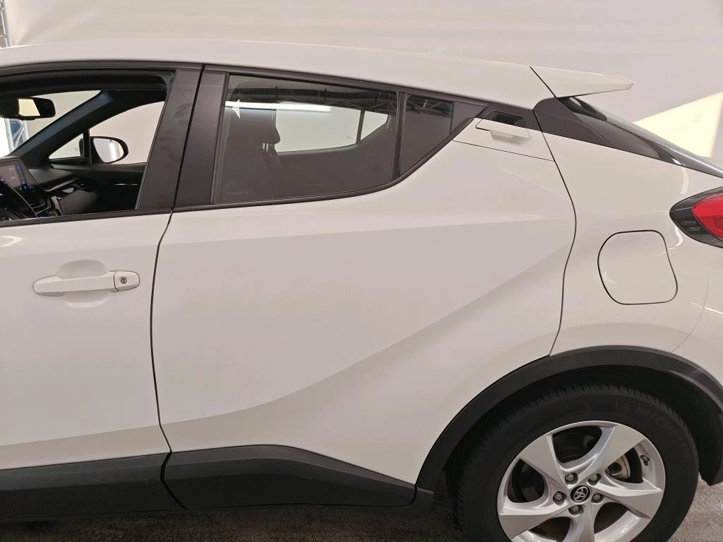 Toyota C-HR 1.8 Active, снимка 6 - Автомобили и джипове - 53985701