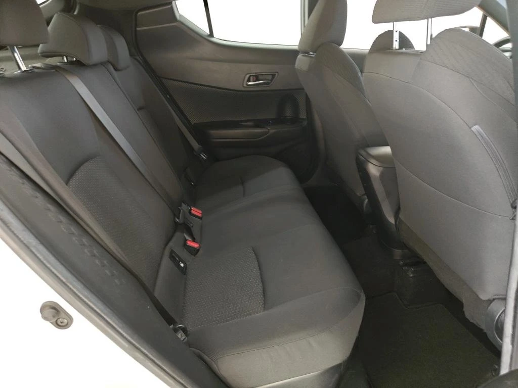 Toyota C-HR 1.8 Active, снимка 13 - Автомобили и джипове - 53985701