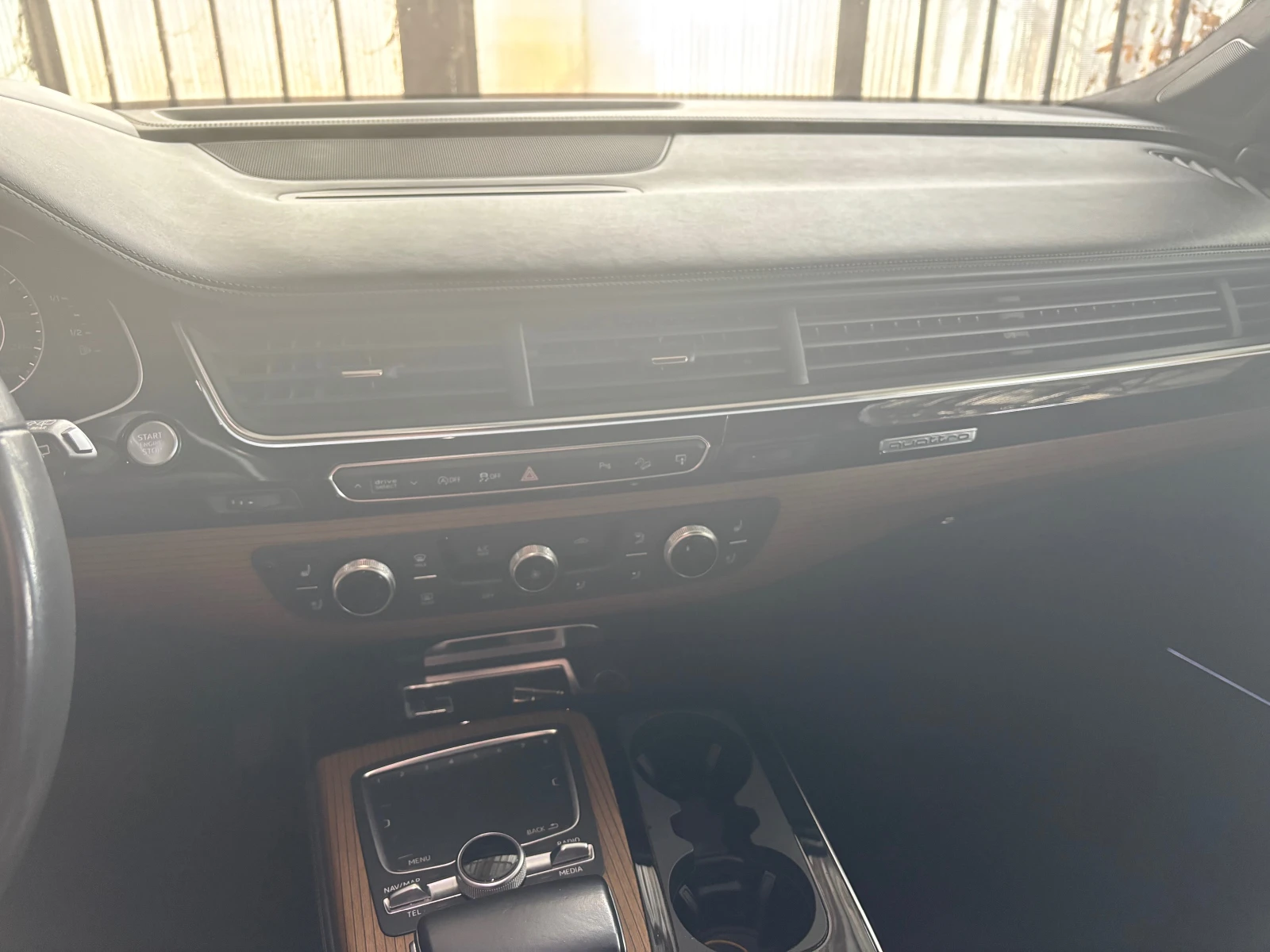 Audi Q7, снимка 4 - Автомобили и джипове - 54033652