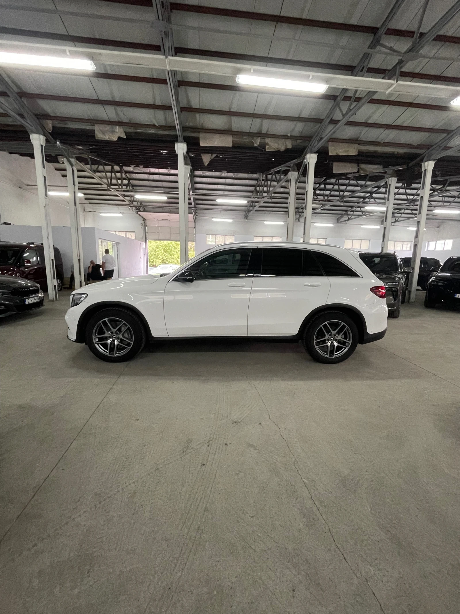 Mercedes-Benz GLC 250 D/4Matic/AMG/Въздух/Камера/подгрев/лед/НОВА!!!, снимка 8 - Автомобили и джипове - 54487065