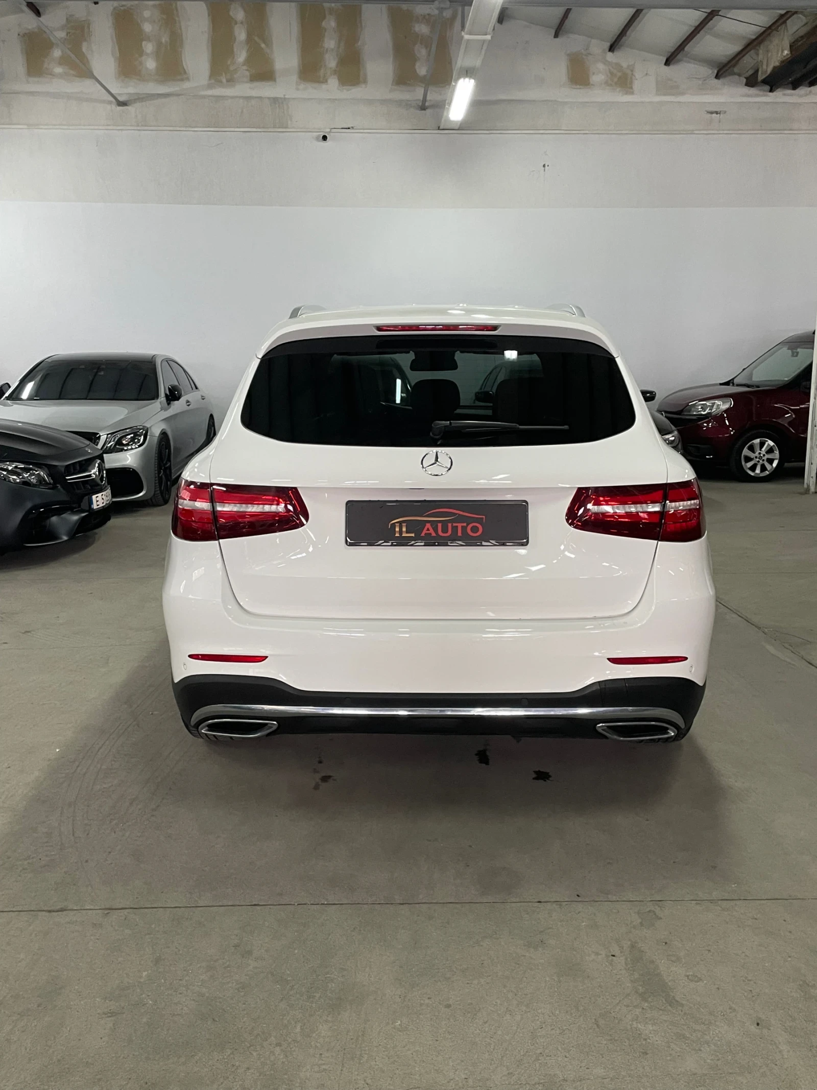 Mercedes-Benz GLC 250 D/4Matic/AMG/Въздух/Камера/подгрев/лед/НОВА!!!, снимка 4 - Автомобили и джипове - 54487065