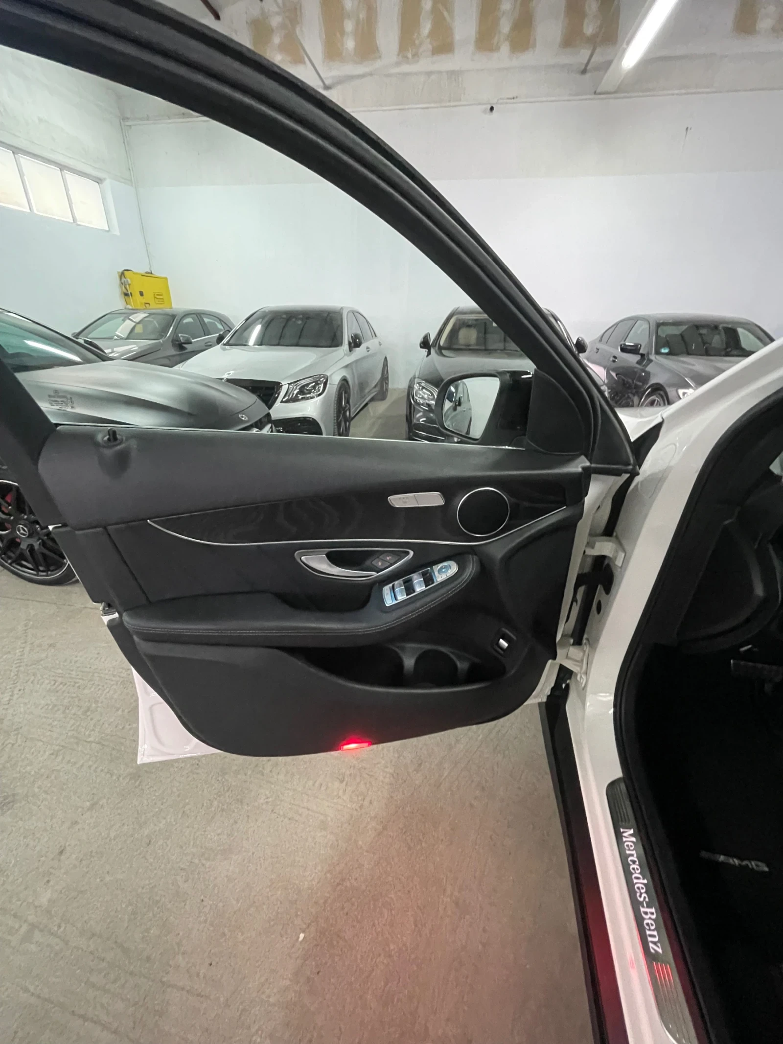Mercedes-Benz GLC 250 D/4Matic/AMG/Въздух/Камера/подгрев/лед/НОВА!!!, снимка 16 - Автомобили и джипове - 54487065