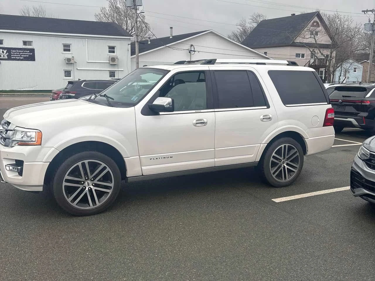 Ford Expedition * Platinum * PANO* KEYLESS* �������*  | Mobile.bg � ����������� 2