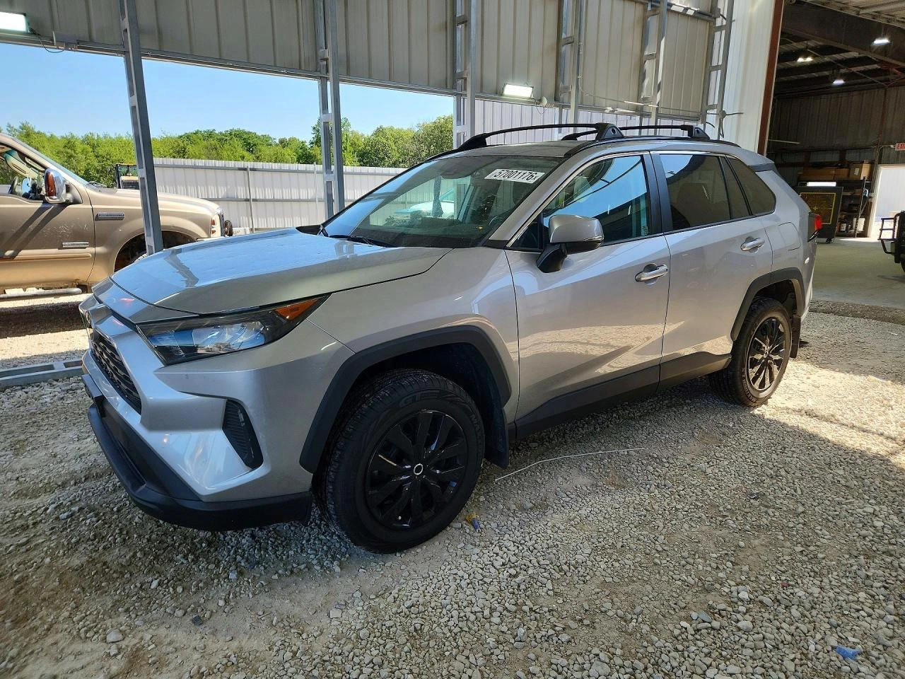 Toyota Rav4 LE* AWD* КАМЕРА* ПОДГРЕВ* , снимка 2 - Автомобили и джипове - 55415187