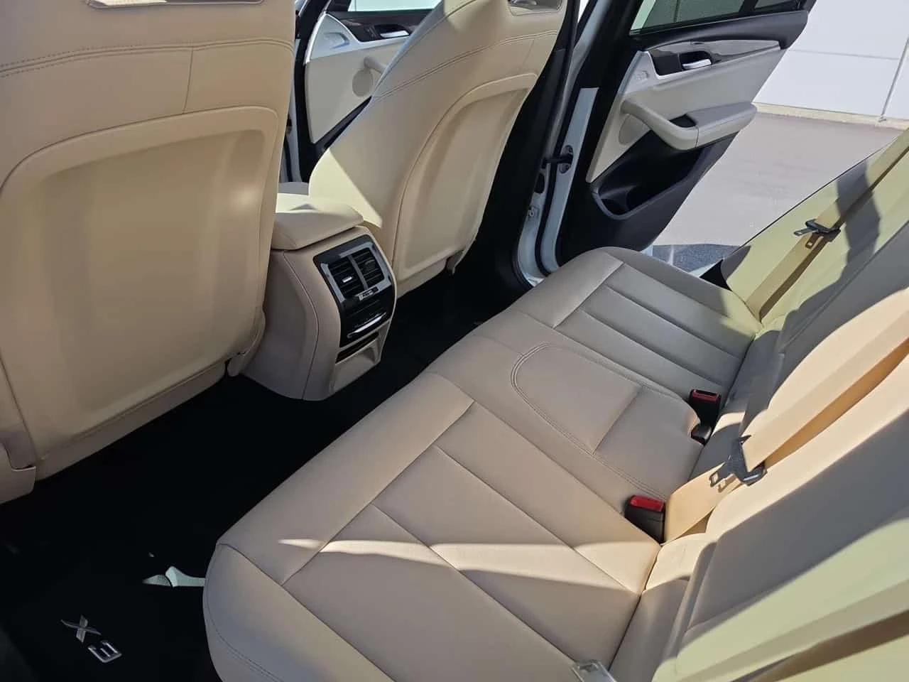 BMW X3 * xDrive30i * CARFAX * ����� �� ����������� | Mobile.bg � ����������� 13
