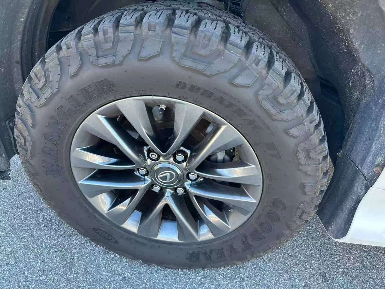 Lexus GX 460 * GX460 PREMIUM AWD | BC LOCAL | CLEAN TITLE * CAR | Mobile.bg � ����������� 9