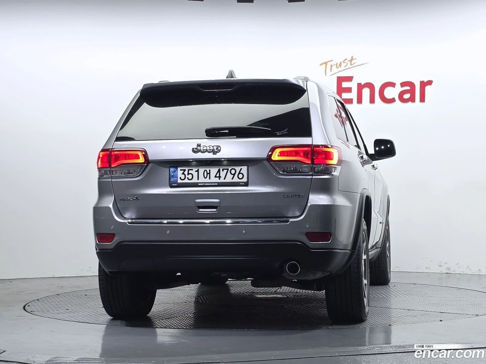 Jeep Cherokee 3.6 Limited* КРАЙНА ЦЕНА ДО BG, снимка 4 - Автомобили и джипове - 56589775
