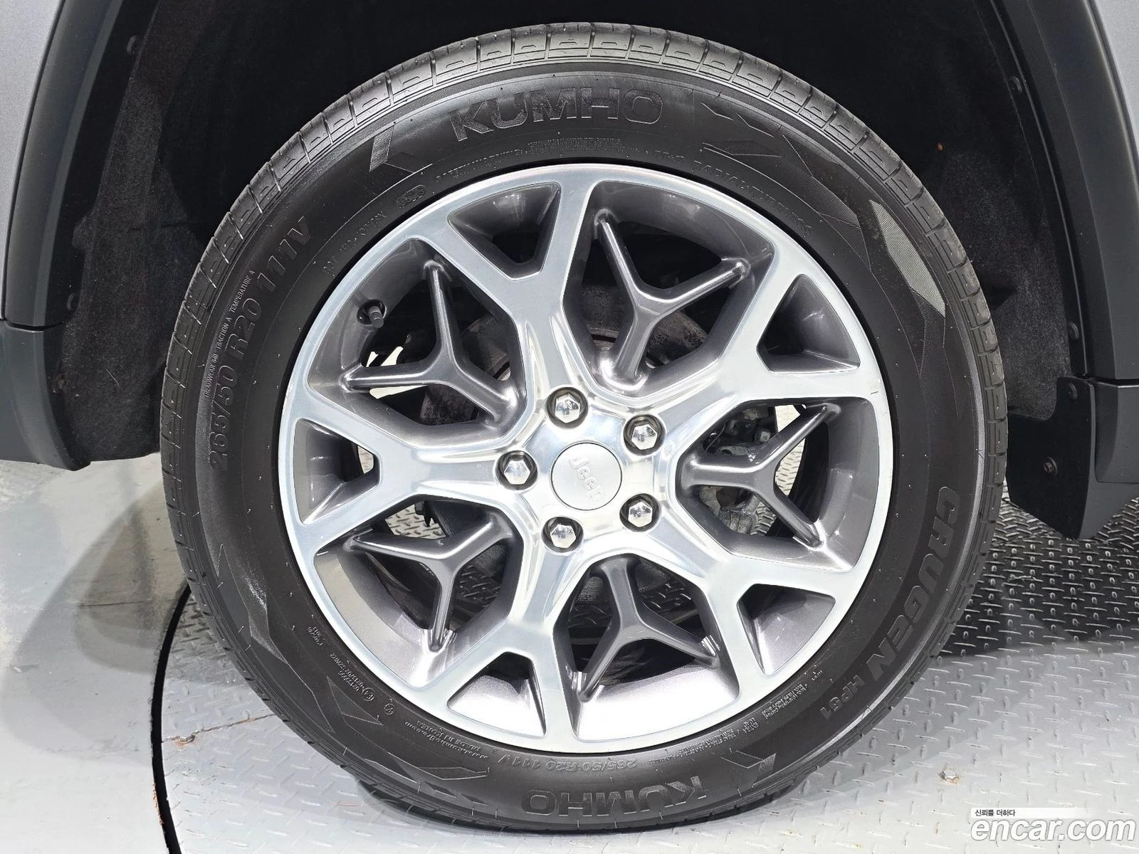 Jeep Cherokee 3.6 Limited* КРАЙНА ЦЕНА ДО BG, снимка 5 - Автомобили и джипове - 56589775