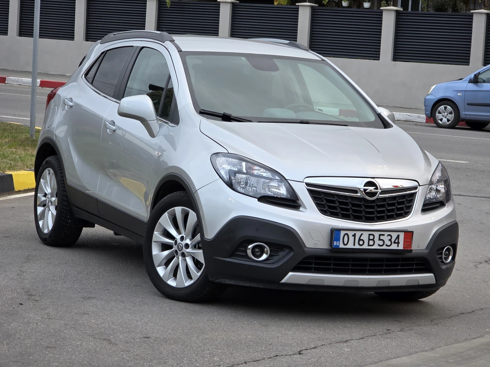 Opel Mokka Топ състояние бензин газ фабрична