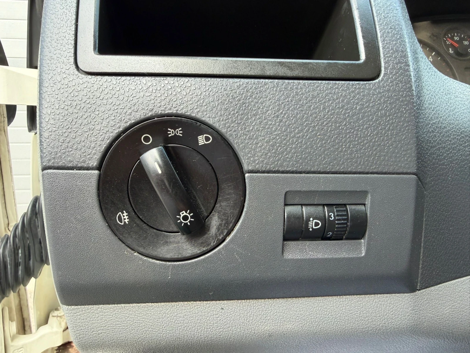 VW T5 1.9TDI 6-МЕСТЕН ЛИЗИНГ!!!, снимка 16 - Бусове и автобуси - 54782220