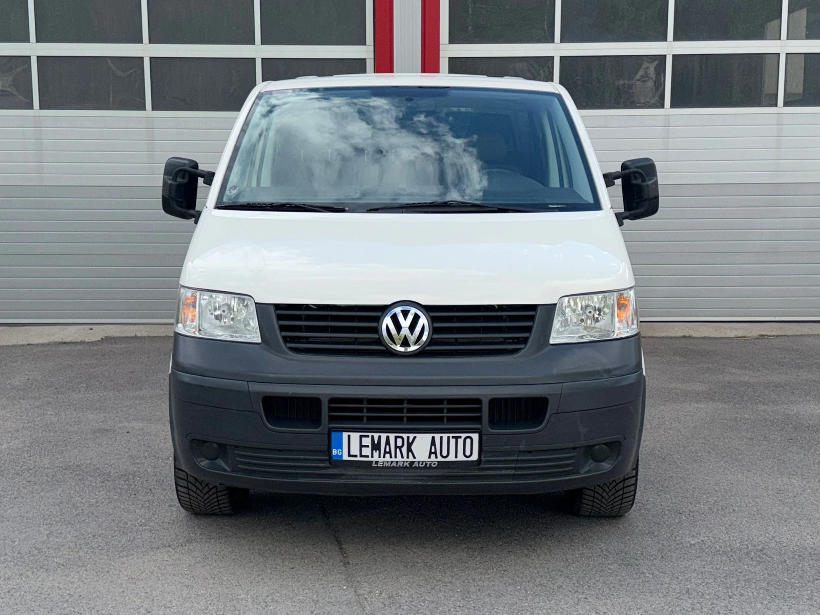VW T5 1.9TDI 6-МЕСТЕН ЛИЗИНГ!!!
