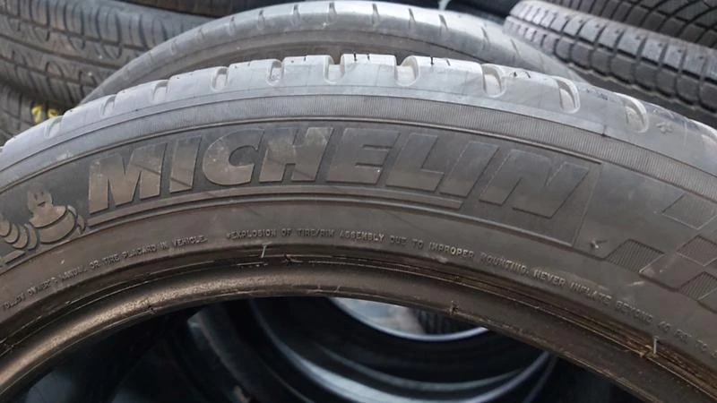 Гуми Летни 275/40R19, снимка 8 - Гуми и джанти - 28772327