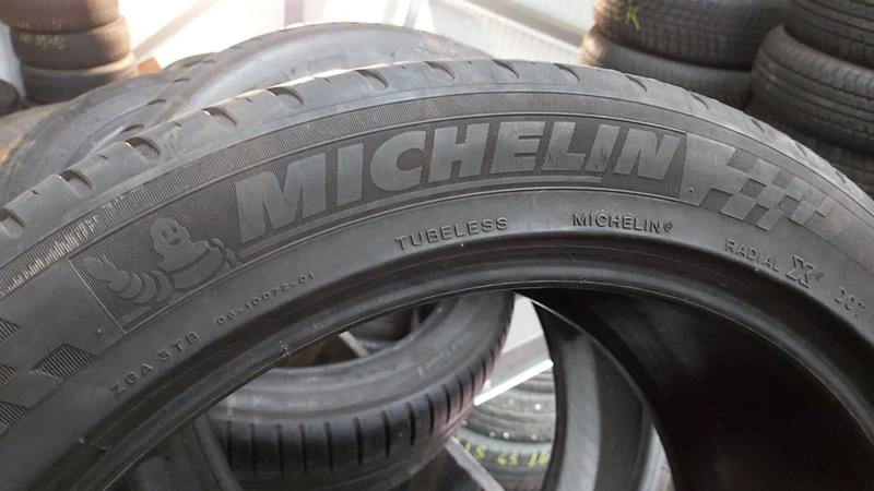 Гуми Летни 275/40R19, снимка 6 - Гуми и джанти - 28772327