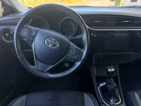 Toyota Auris, снимка 8
