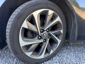 Toyota Auris, снимка 6