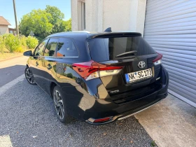 Toyota Auris, снимка 2