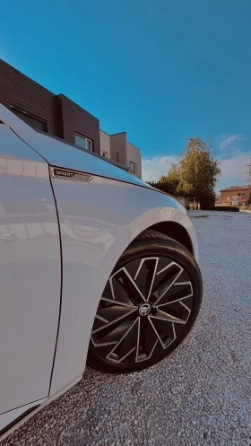 Skoda Superb 2.0 TDI SPORTLINE, FULL-LED, Matrix, 4x4 | Mobile.bg    5