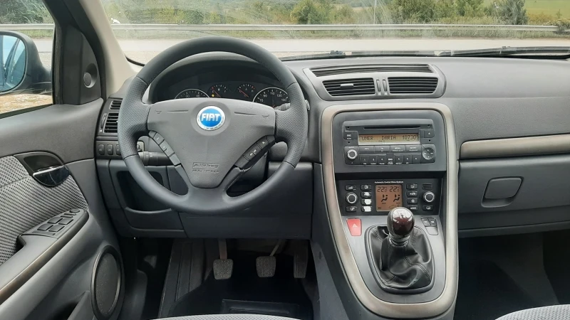 Fiat Croma 1.8i, снимка 14 - Автомобили и джипове - 38120770