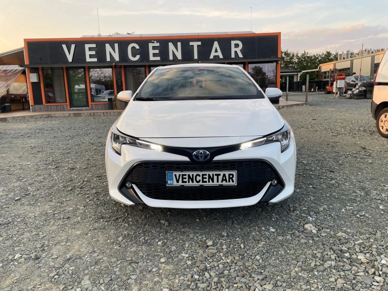 Toyota Corolla 1.8 Haibrid, 38hil.km, снимка 14 - Автомобили и джипове - 47336902