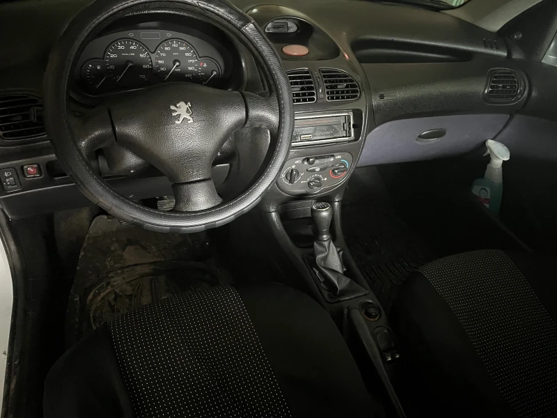 Peugeot 206, снимка 6 - Автомобили и джипове - 48472315