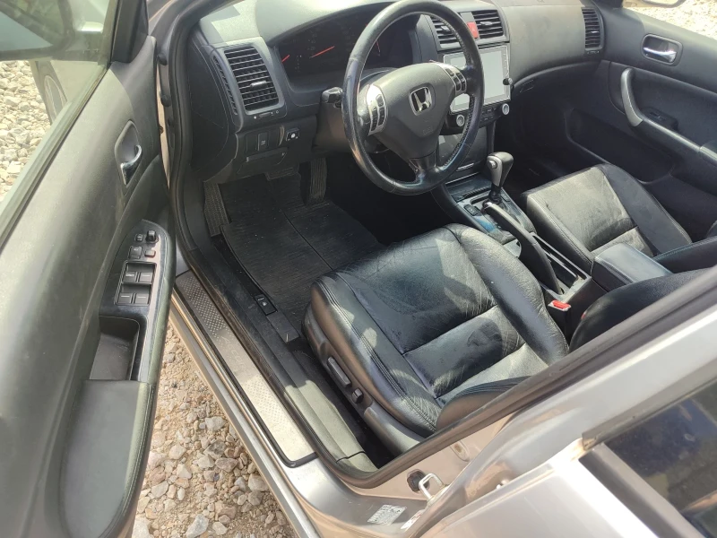 Honda Accord 2.4/Автомат , снимка 11 - Автомобили и джипове - 52599753