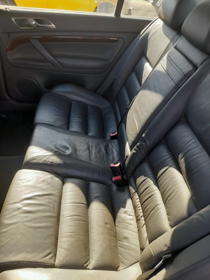 Skoda Superb 2.0TDI, снимка 10 - Автомобили и джипове - 52867849