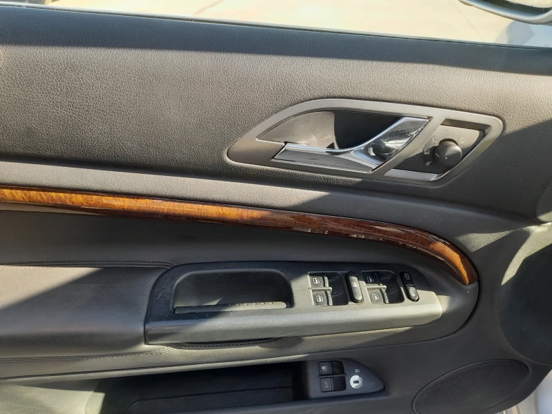 Skoda Superb 2.0TDI, снимка 6 - Автомобили и джипове - 52867849