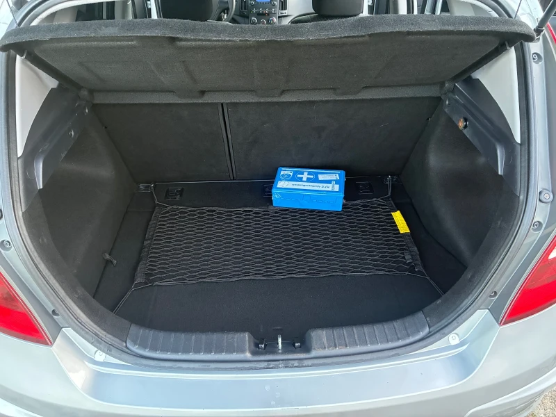 Hyundai I30 1.4 16V, снимка 8 - Автомобили и джипове - 52587027