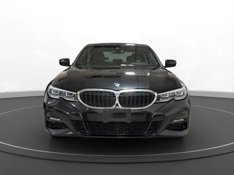 BMW 330 * 330i xDrive | M SPORT * CARFAX * БЕЗ ПЪРВОНАЧАЛН, снимка 2 - Автомобили и джипове - 52959872