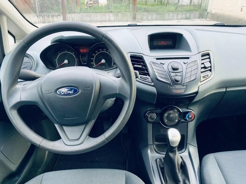 Ford Fiesta 1.4. Няма климатик , снимка 13 - Автомобили и джипове - 36682023