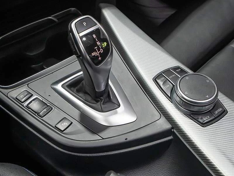 BMW 330 М ПАКЕТ * * CARFAX * * АВТО КРЕДИТ * * , снимка 12 - Автомобили и джипове - 53225970