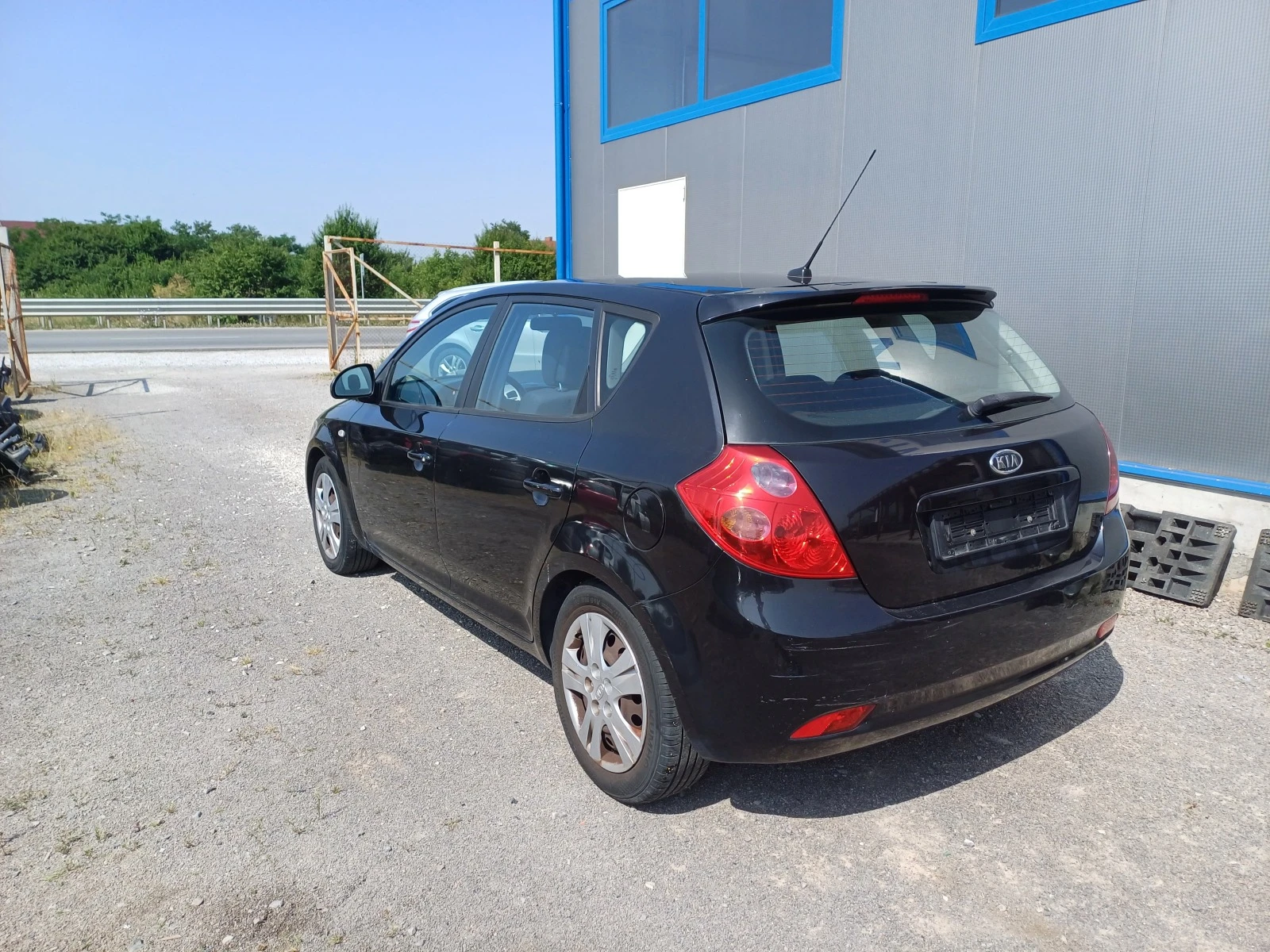 Kia Ceed 1.4i-на части - изображение 4