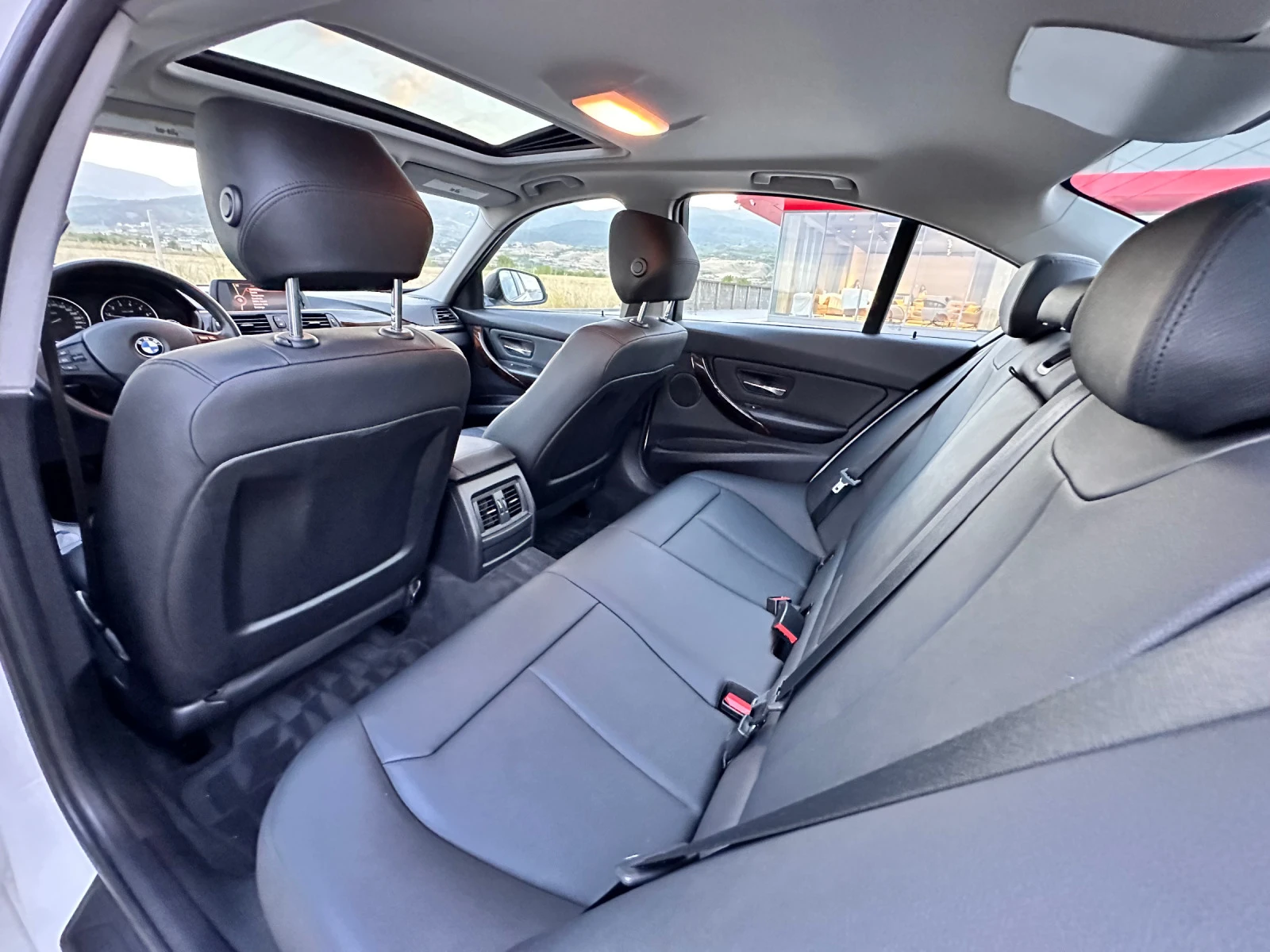 BMW 320    | Mobile.bg   11