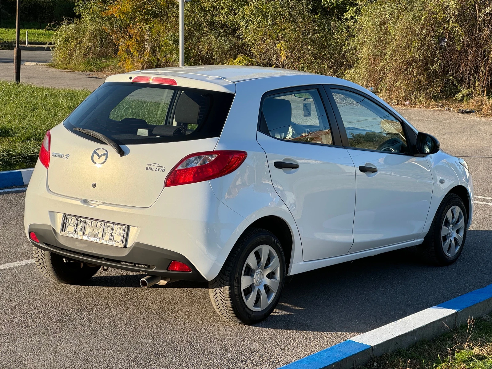 Mazda 2 1.3Бензин - изображение 5