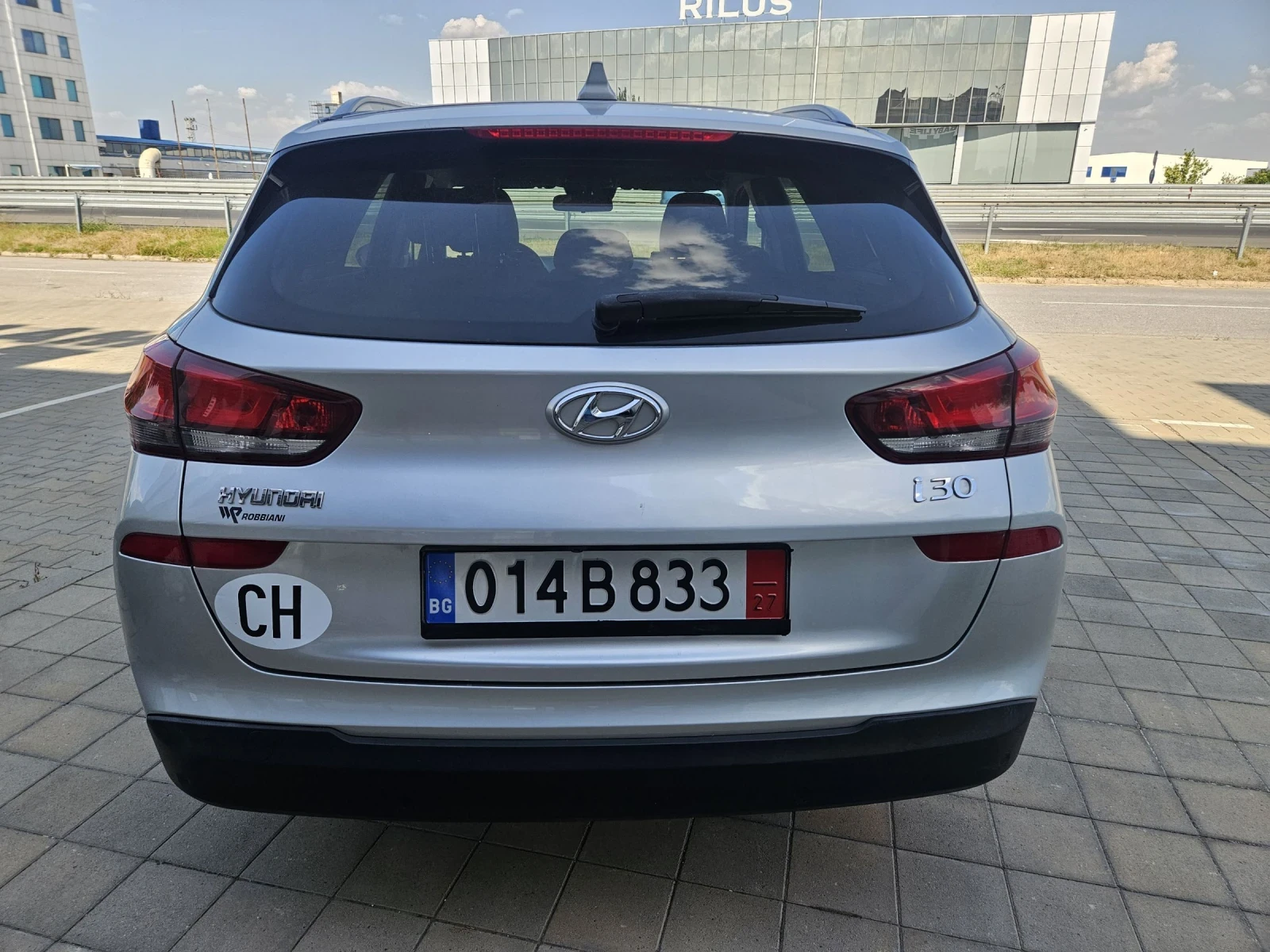 Hyundai I30 1.4i AUTOMATIC swiss edition  - изображение 3